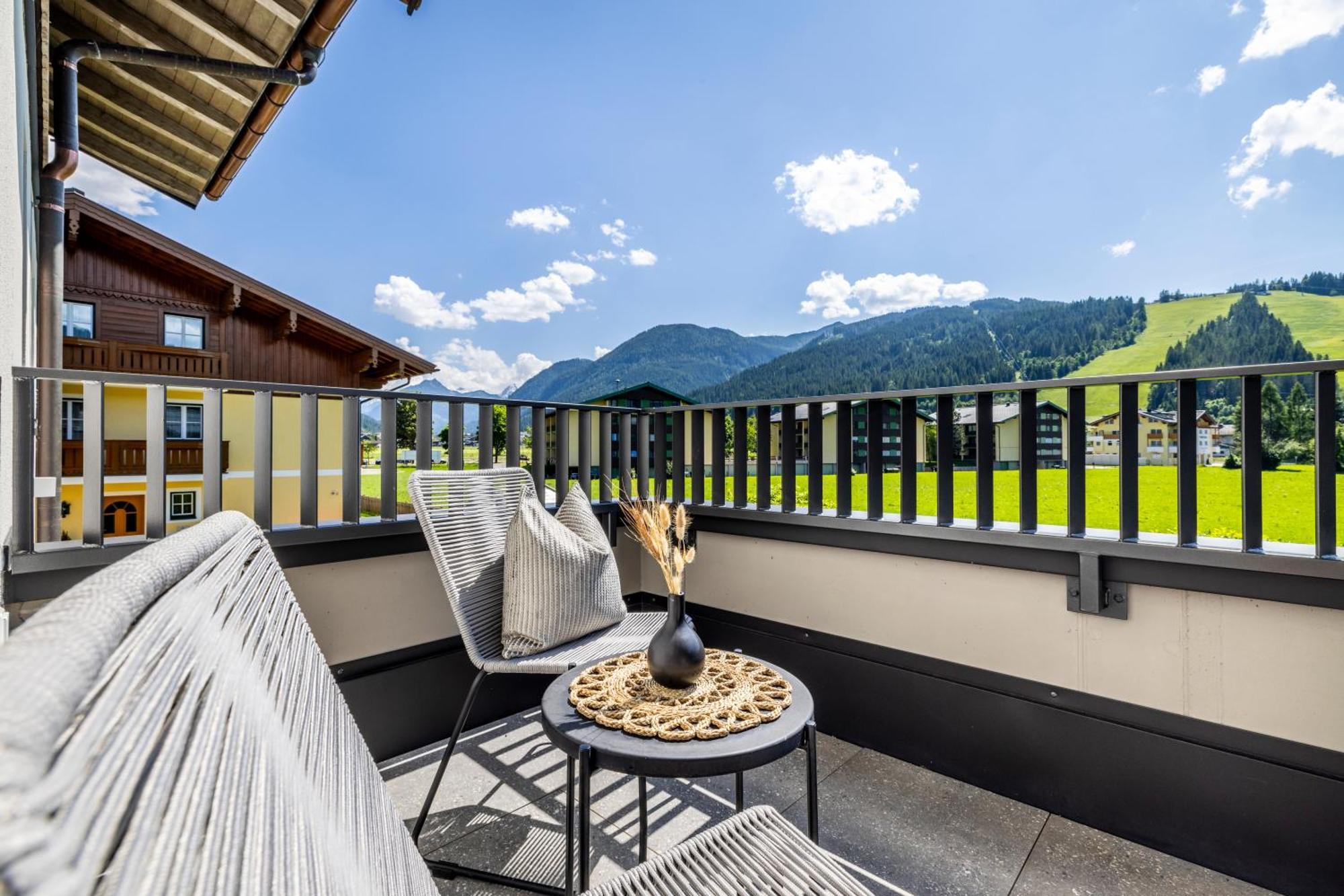 Aparthotel Jaegerheim Flachau Bagian luar foto