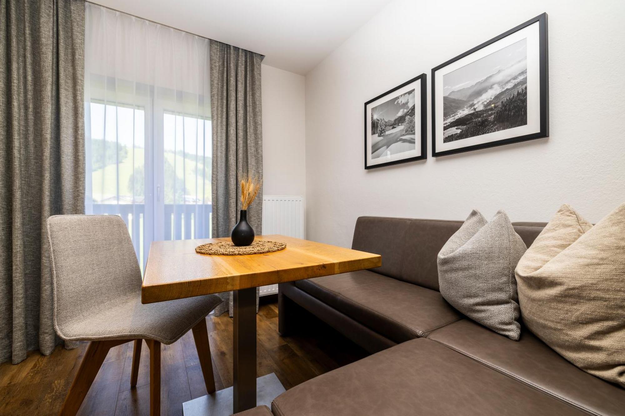 Aparthotel Jaegerheim Flachau Bagian luar foto