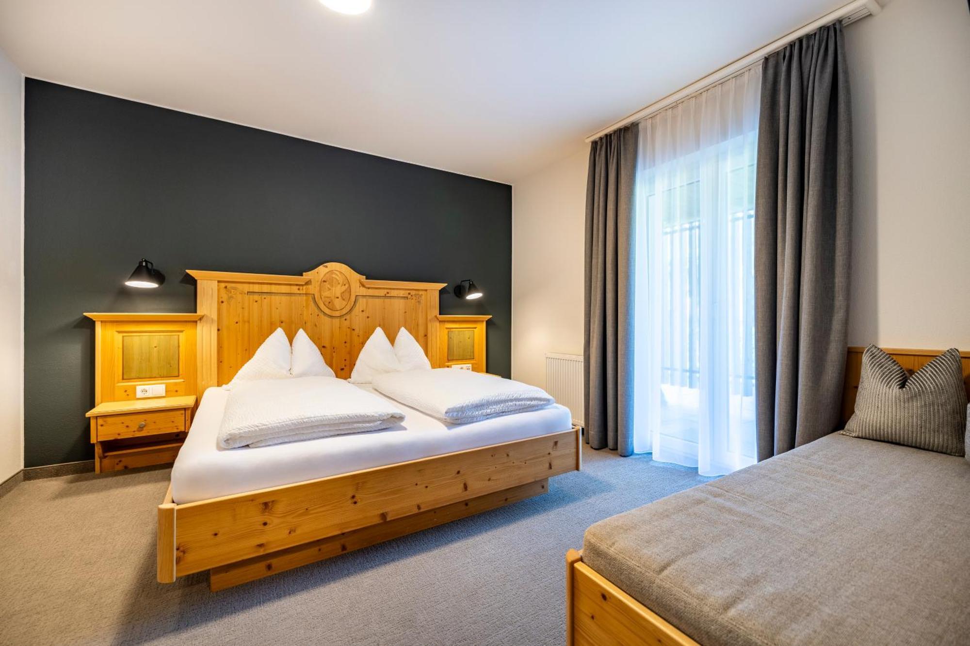 Aparthotel Jaegerheim Flachau Bagian luar foto