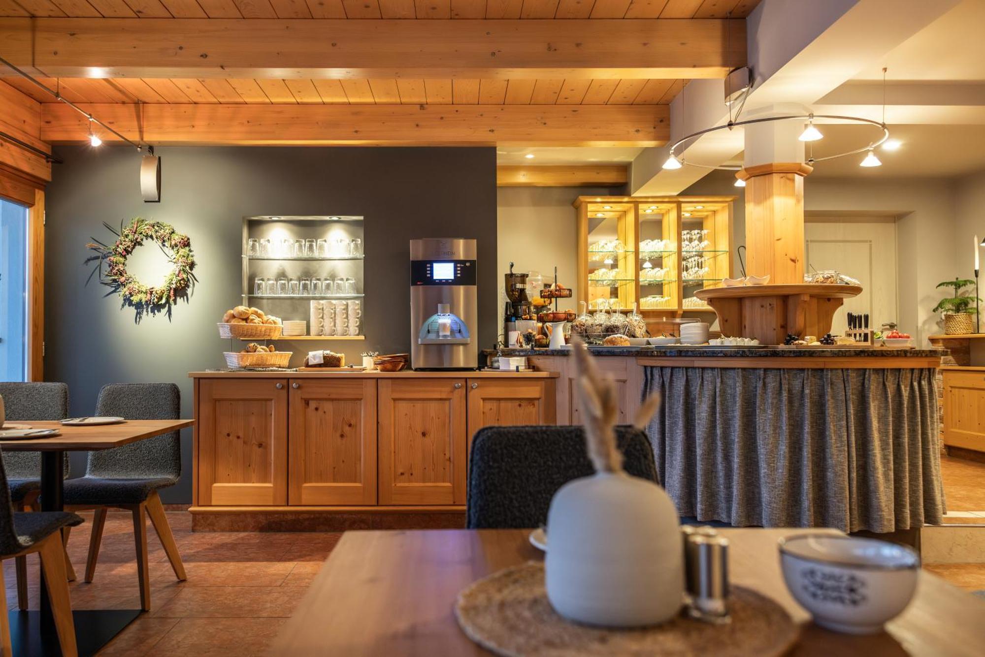 Aparthotel Jaegerheim Flachau Bagian luar foto