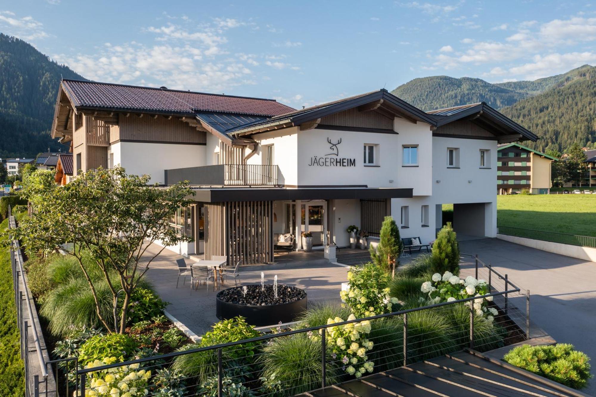 Aparthotel Jaegerheim Flachau Bagian luar foto