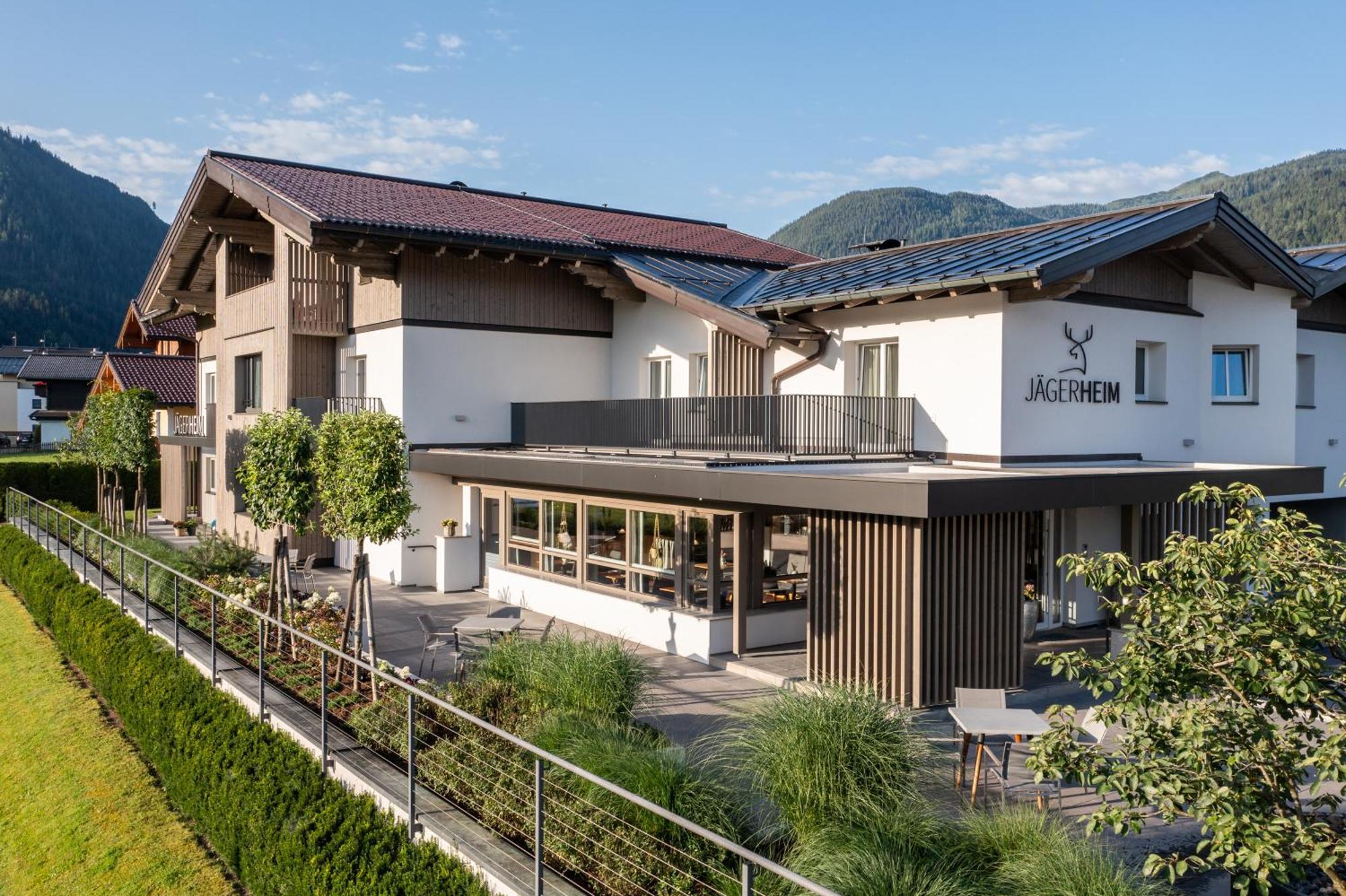 Aparthotel Jaegerheim Flachau Bagian luar foto