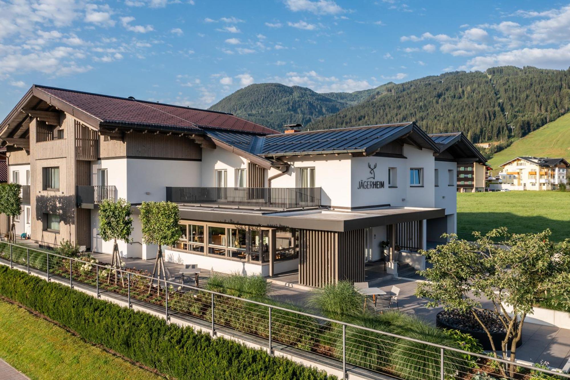 Aparthotel Jaegerheim Flachau Bagian luar foto